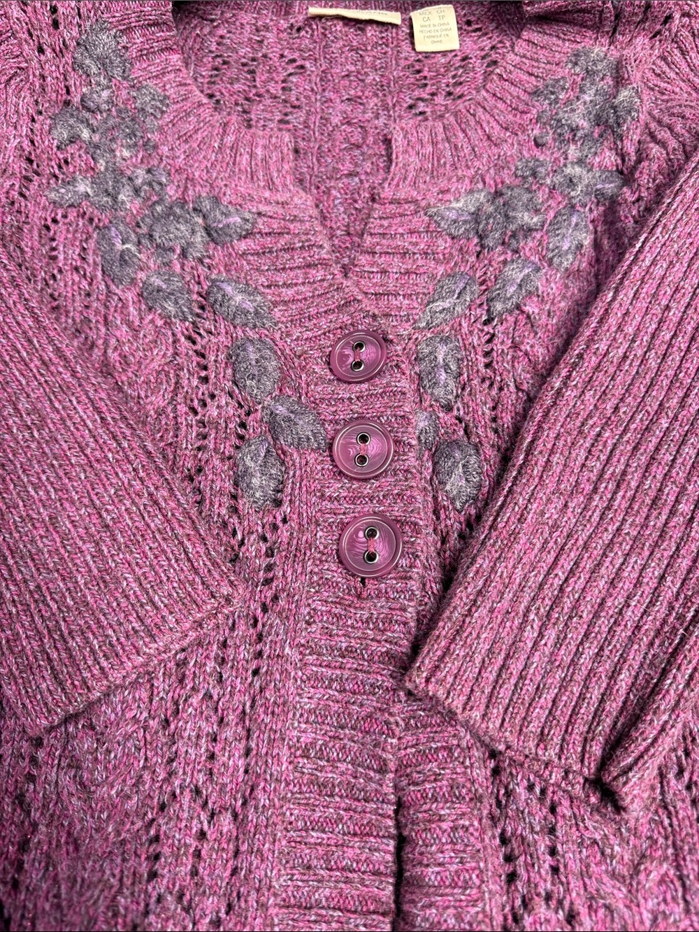DKNY Rose-Purple Floral Cable V-Neck Sweater - Picture 5 of 6